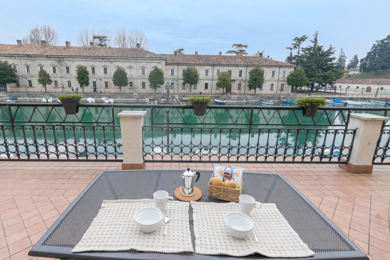 Fiori Sull'Acqua Apartments Peschiera del Garda Extérieur photo