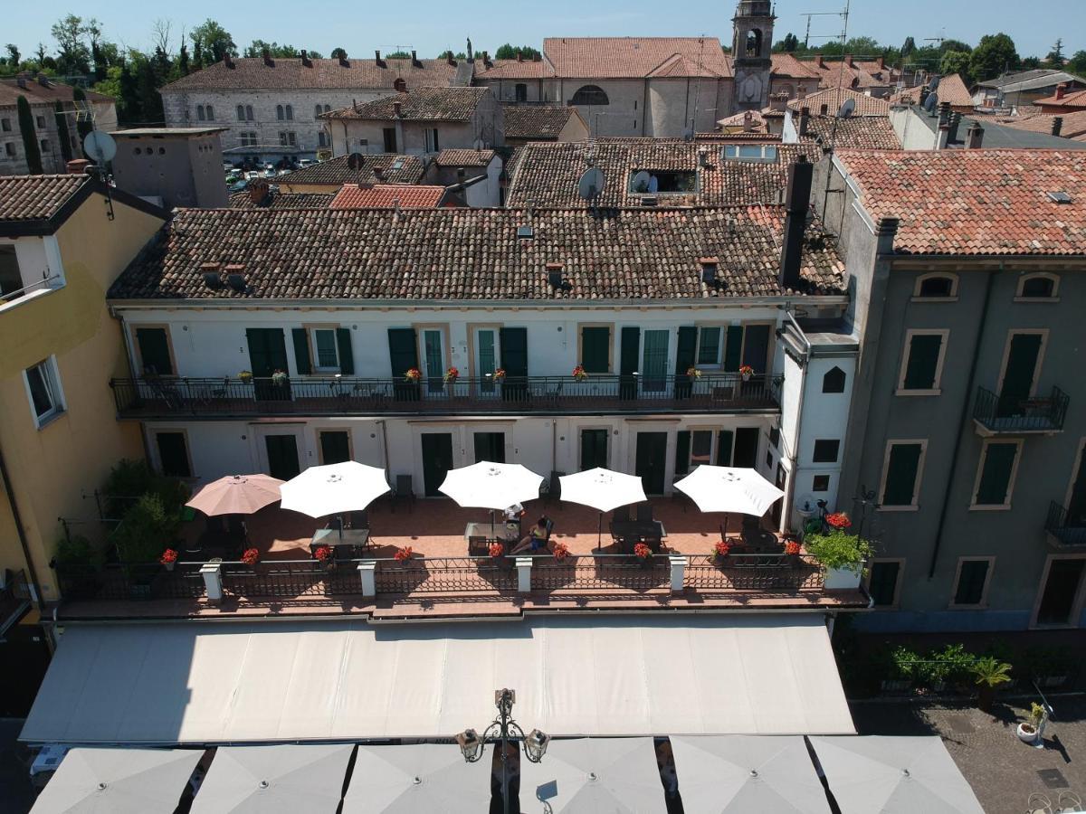 Fiori Sull'Acqua Apartments Peschiera del Garda Extérieur photo