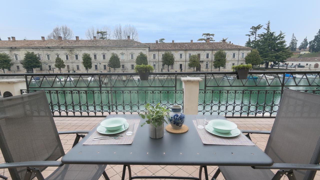 Fiori Sull'Acqua Apartments Peschiera del Garda Extérieur photo